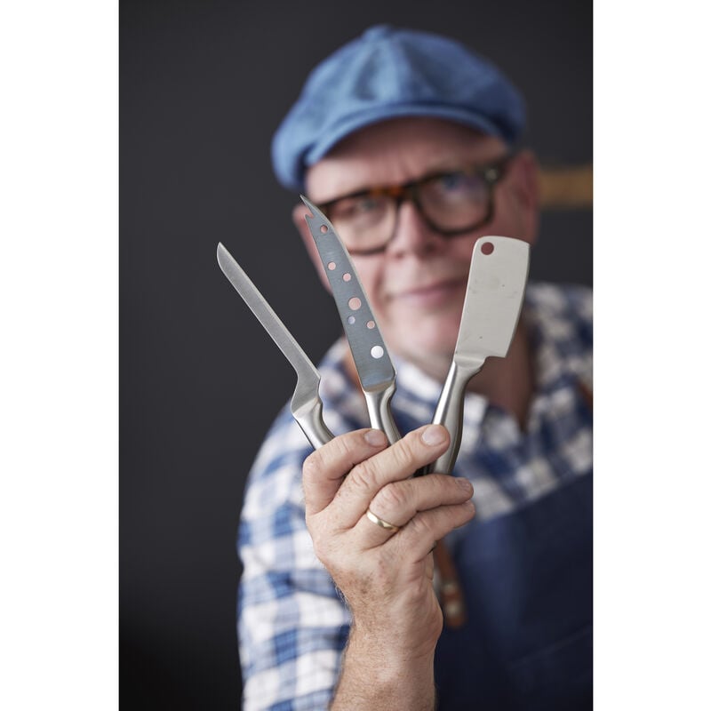 Ostebr&aelig;t med 3 knive