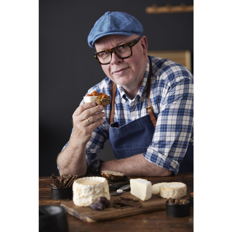 Ostebr&aelig;t med 3 knive